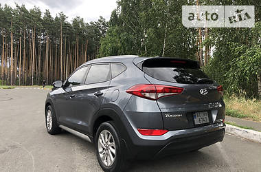 Внедорожник / Кроссовер Hyundai Tucson 2016 в Ирпене