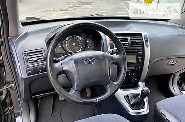 Позашляховик / Кросовер Hyundai Tucson 2012 в 