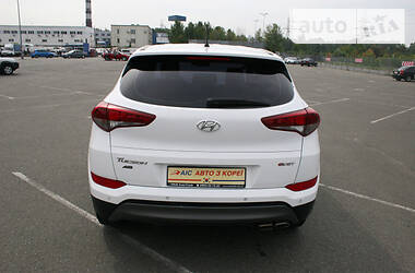 Внедорожник / Кроссовер Hyundai Tucson 2015 в Черкассах