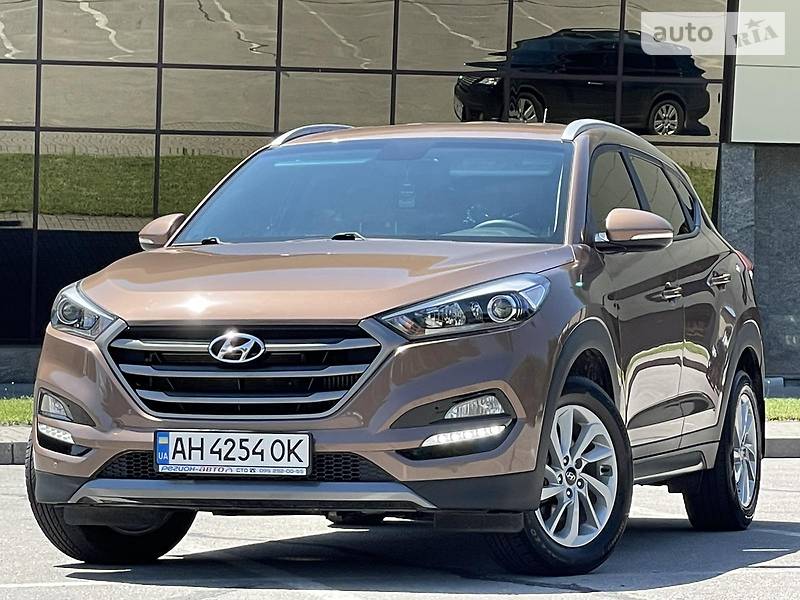 Позашляховик / Кросовер Hyundai Tucson 2015 в Запоріжжі