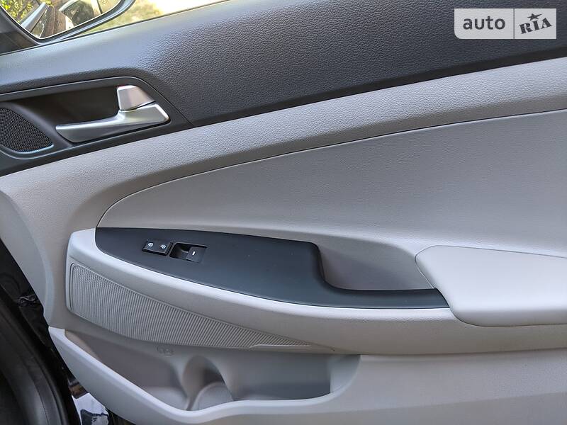 Позашляховик / Кросовер Hyundai Tucson 2019 в Києві