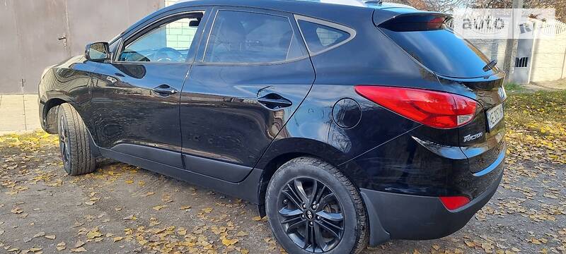 Внедорожник / Кроссовер Hyundai Tucson 2015 в Днепре фото 2 Внедорожник / Кроссовер Hyundai Tucson 2015 в Днепре