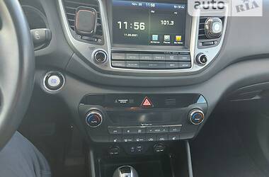 Внедорожник / Кроссовер Hyundai Tucson 2017 в Ивано-Франковске