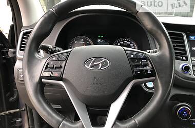 Позашляховик / Кросовер Hyundai Tucson 2017 в Коломиї