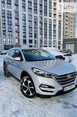 Внедорожник / Кроссовер Hyundai Tucson 2017 в Киеве