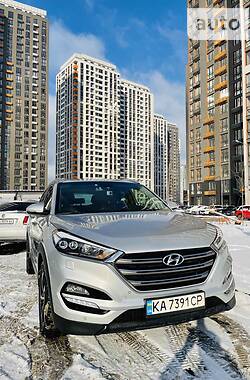 Внедорожник / Кроссовер Hyundai Tucson 2017 в Киеве