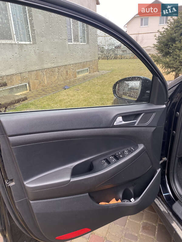 Внедорожник / Кроссовер Hyundai Tucson 2018 в Киеве