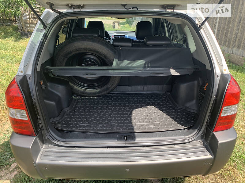 Позашляховик / Кросовер Hyundai Tucson 2007 в Солоному