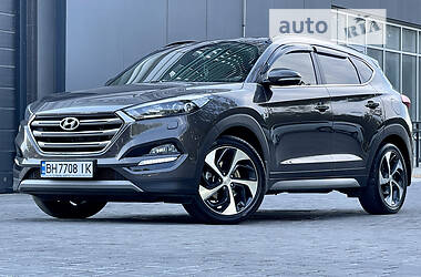 Позашляховик / Кросовер Hyundai Tucson 2018 в 