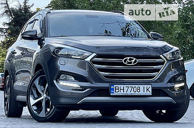 Позашляховик / Кросовер Hyundai Tucson 2018 в 