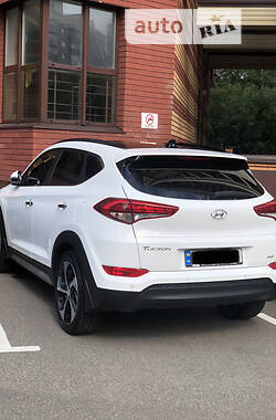 Внедорожник / Кроссовер Hyundai Tucson 2017 в Харькове