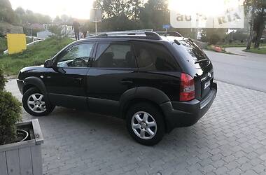 Внедорожник / Кроссовер Hyundai Tucson 2004 в Славском