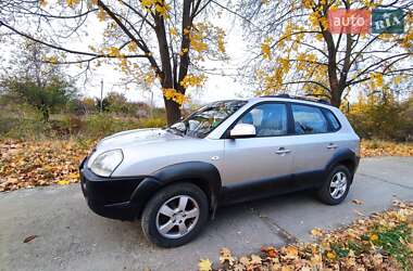 Внедорожник / Кроссовер Hyundai Tucson 2005 в 
