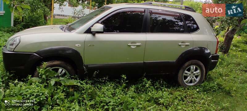 Позашляховик / Кросовер Hyundai Tucson 2007 в Чернівцях фото 3 Позашляховик / Кросовер Hyundai Tucson 2007 в Чернівцях