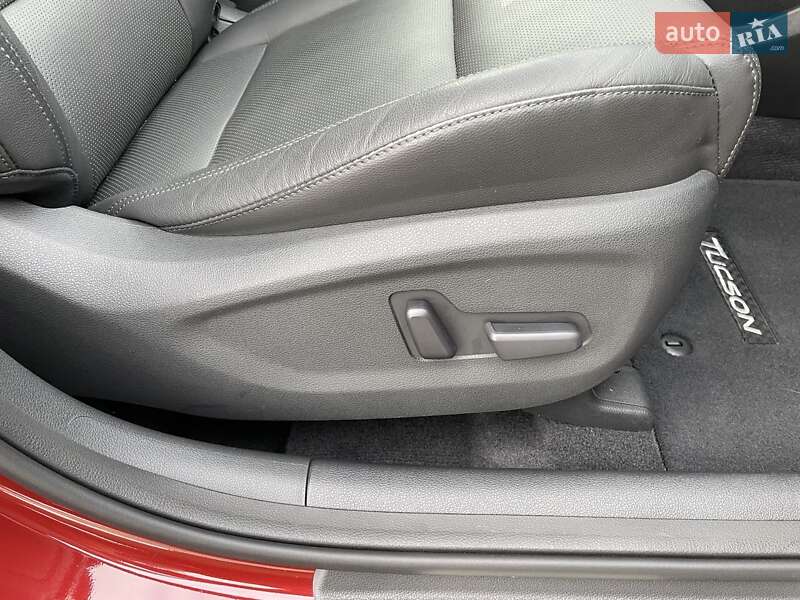 Внедорожник / Кроссовер Hyundai Tucson 2018 в Владимире