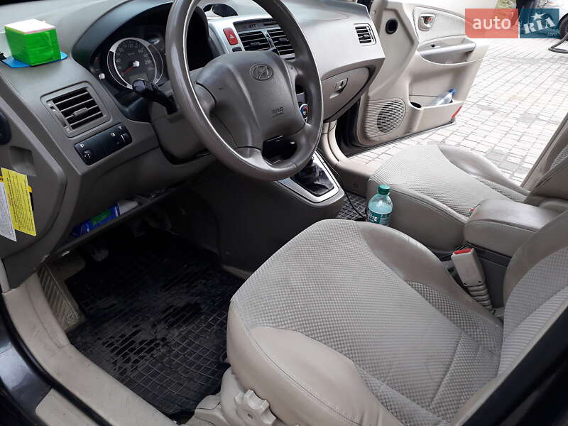 Позашляховик / Кросовер Hyundai Tucson 2006 в Чернівцях