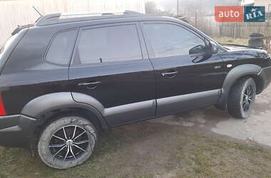 Позашляховик / Кросовер Hyundai Tucson 2006 в Верховині