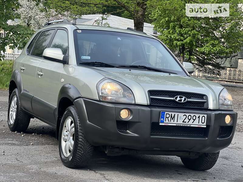 Позашляховик / Кросовер Hyundai Tucson 2006 в Міжгір'ї