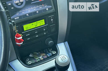 Внедорожник / Кроссовер Hyundai Tucson 2008 в 