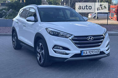 Внедорожник / Кроссовер Hyundai Tucson 2017 в 