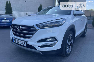 Внедорожник / Кроссовер Hyundai Tucson 2017 в 