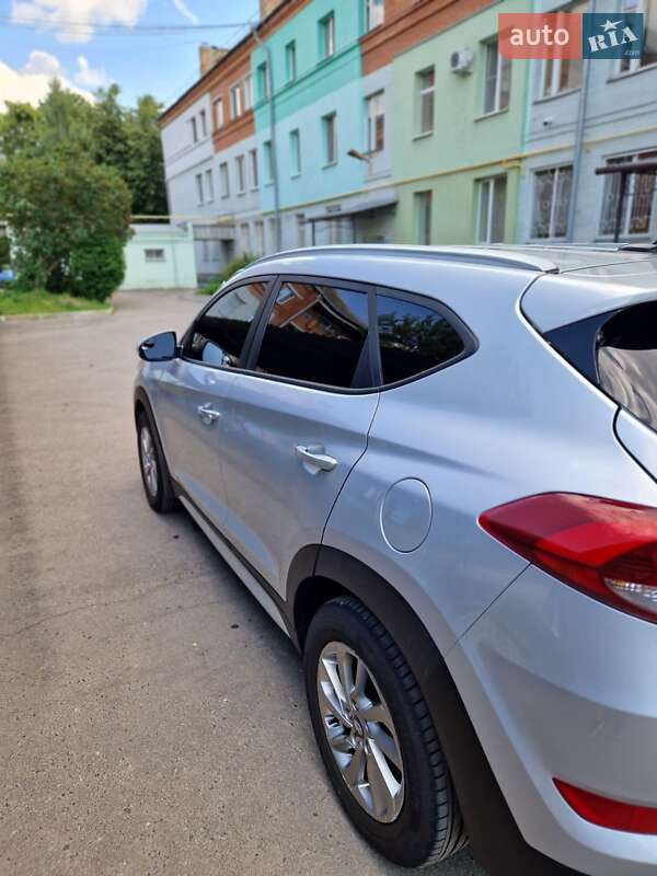 Позашляховик / Кросовер Hyundai Tucson 2017 в Харкові