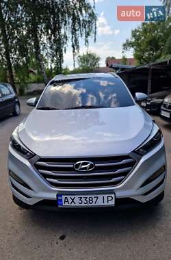 Внедорожник / Кроссовер Hyundai Tucson 2017 в 