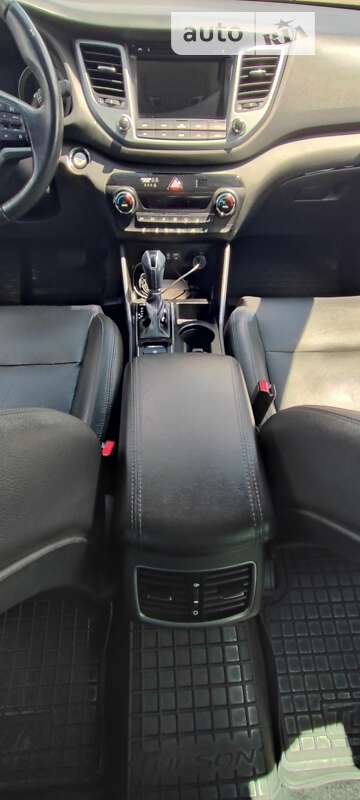 Позашляховик / Кросовер Hyundai Tucson 2017 в Одесі фото 20 Позашляховик / Кросовер Hyundai Tucson 2017 в Одесі