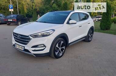 Внедорожник / Кроссовер Hyundai Tucson 2017 в 