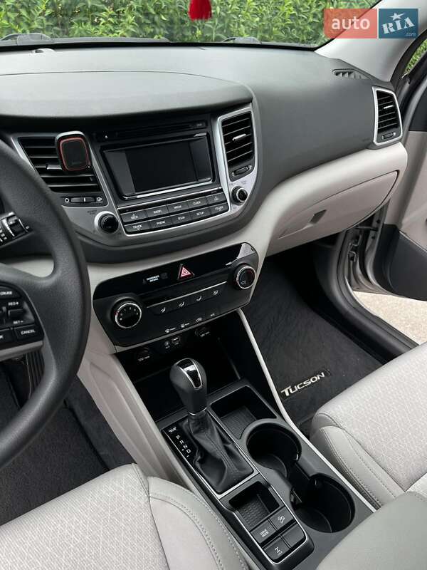 Позашляховик / Кросовер Hyundai Tucson 2017 в Києві