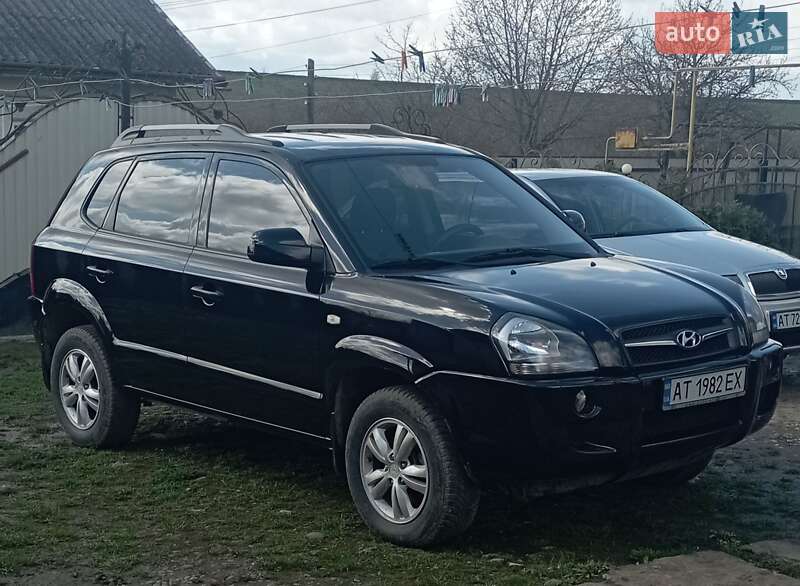 Позашляховик / Кросовер Hyundai Tucson 2009 в Тлумачі