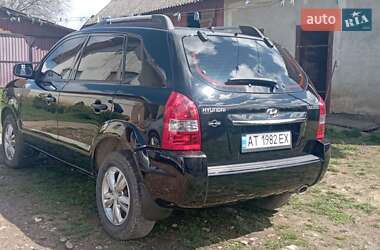 Позашляховик / Кросовер Hyundai Tucson 2009 в Тлумачі