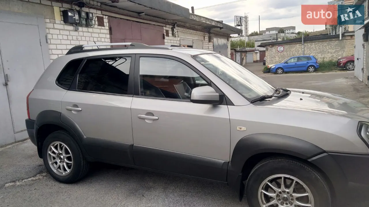 2010 Hyundai Tucson - мініатюра 7