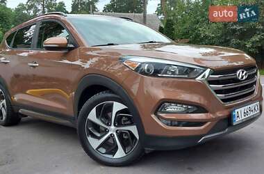 Позашляховик / Кросовер Hyundai Tucson 2015 в 