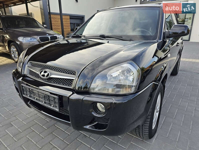 Позашляховик / Кросовер Hyundai Tucson 2009 в Коломиї фото Позашляховик / Кросовер Hyundai Tucson 2009 в Коломиї