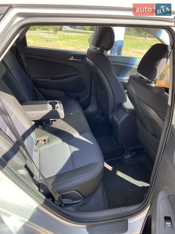 Позашляховик / Кросовер Hyundai Tucson 2018 в Києві фото 13 Позашляховик / Кросовер Hyundai Tucson 2018 в Києві