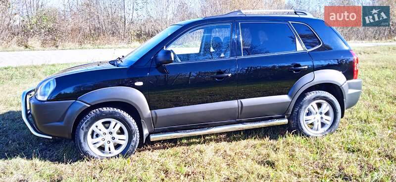 Позашляховик / Кросовер Hyundai Tucson 2007 в Білогір'ї