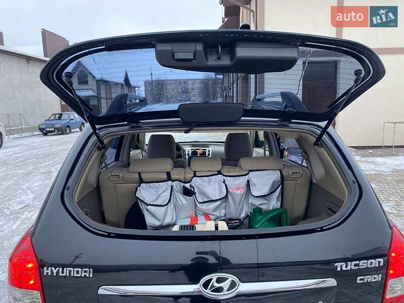 Позашляховик / Кросовер Hyundai Tucson 2006 в Тернополі