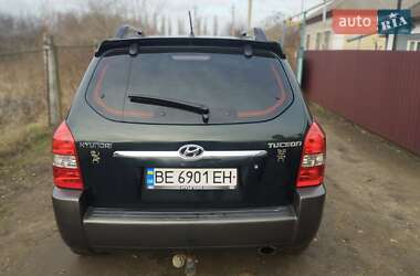 Внедорожник / Кроссовер Hyundai Tucson 2006 в 