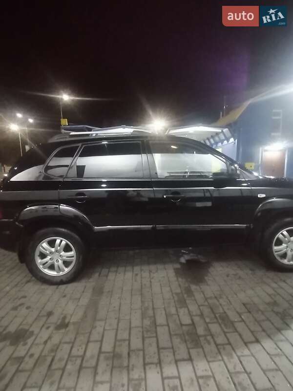 Позашляховик / Кросовер Hyundai Tucson 2006 в Тернополі