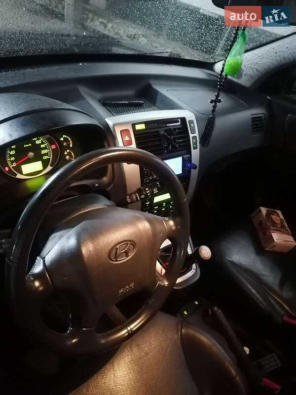 Позашляховик / Кросовер Hyundai Tucson 2006 в Тернополі