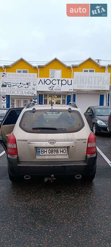 Внедорожник / Кроссовер Hyundai Tucson 2006 в Подольске