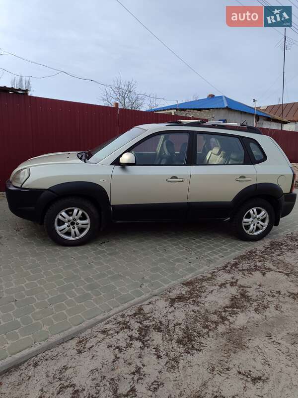 Позашляховик / Кросовер Hyundai Tucson 2007 в Харкові фото 6 Позашляховик / Кросовер Hyundai Tucson 2007 в Харкові