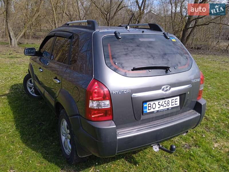 Позашляховик / Кросовер Hyundai Tucson 2007 в Чорткові