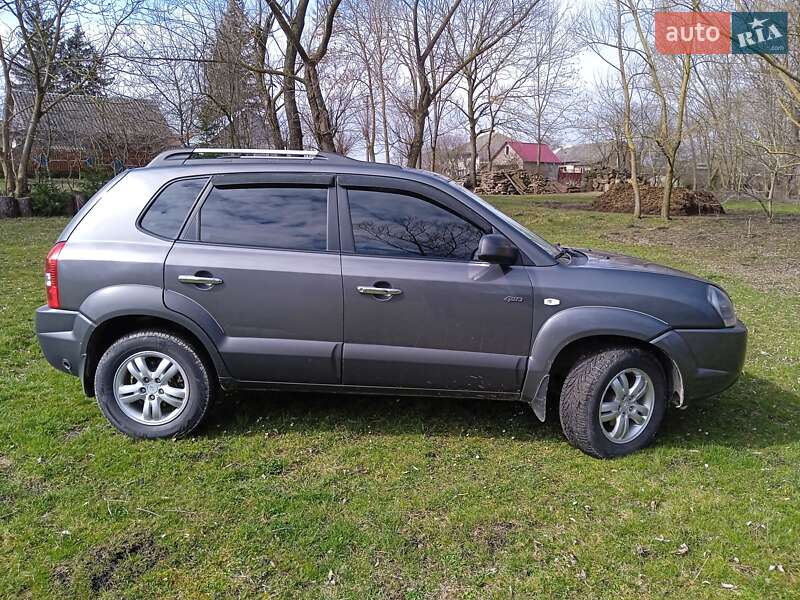 Позашляховик / Кросовер Hyundai Tucson 2007 в Чорткові