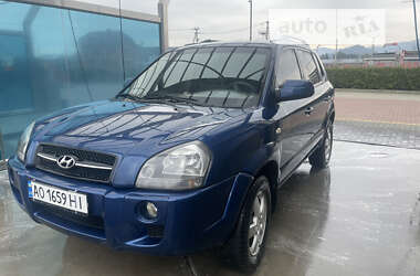 Внедорожник / Кроссовер Hyundai Tucson 2004 в Хусте