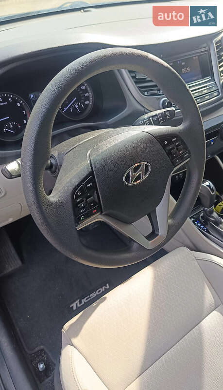 Позашляховик / Кросовер Hyundai Tucson 2017 в Львові