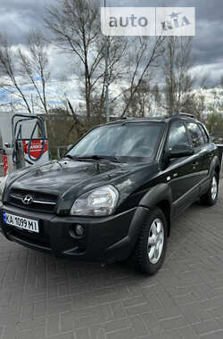 Позашляховик / Кросовер Hyundai Tucson 2005 в Києві