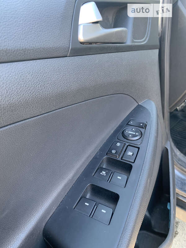 Внедорожник / Кроссовер Hyundai Tucson 2019 в Киеве фото 21 Внедорожник / Кроссовер Hyundai Tucson 2019 в Киеве