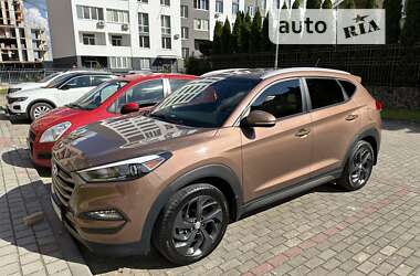 Позашляховик / Кросовер Hyundai Tucson 2016 в Ужгороді